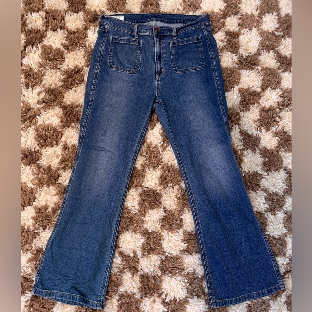 GAP Women's Flare High-Rise Jeans in Deep Blue